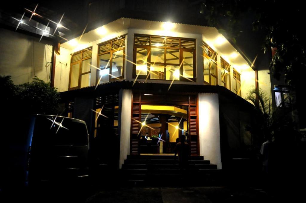 Lavendish Beach Resort Unawatuna Luaran gambar