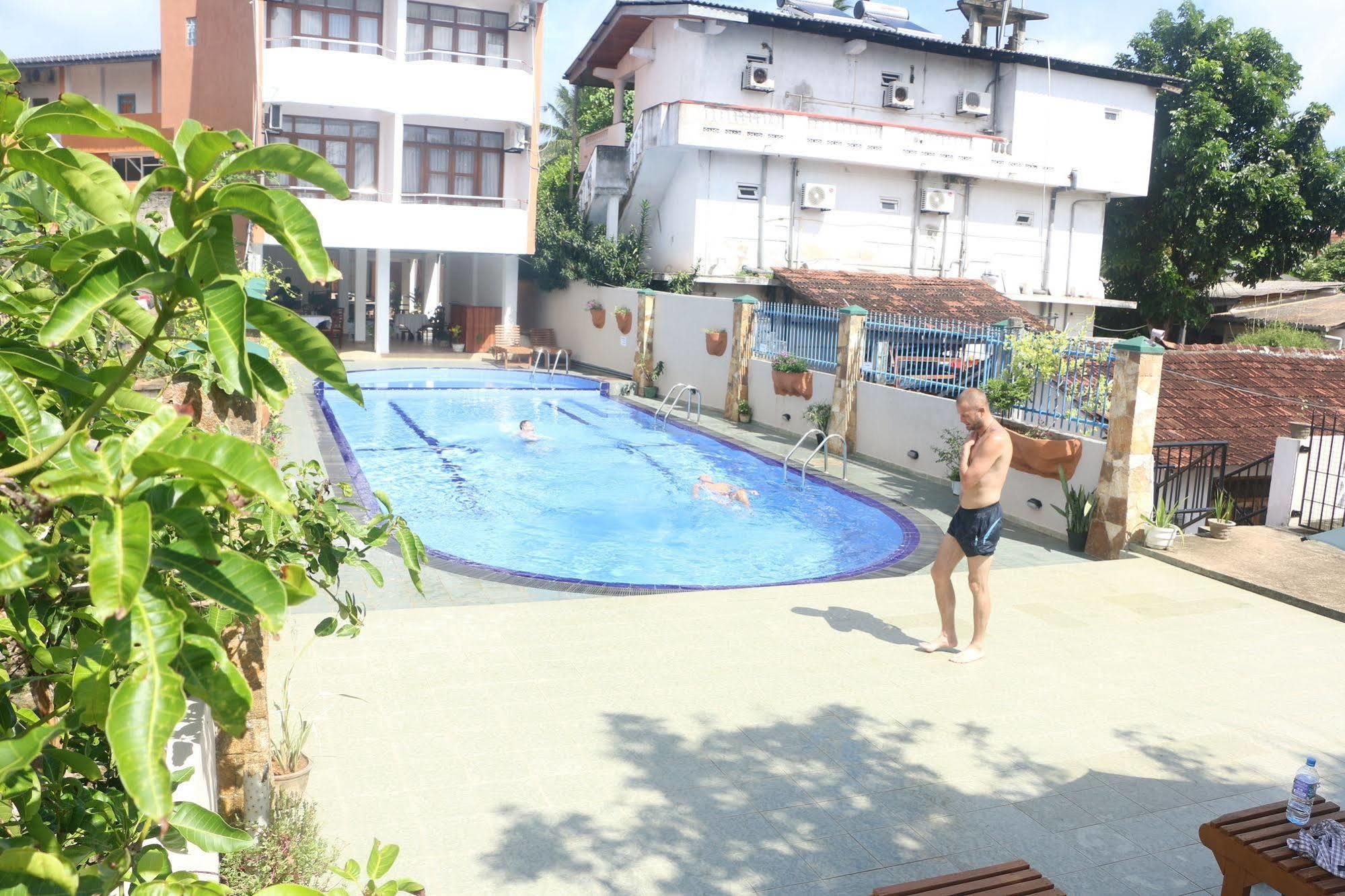 Lavendish Beach Resort Unawatuna Luaran gambar