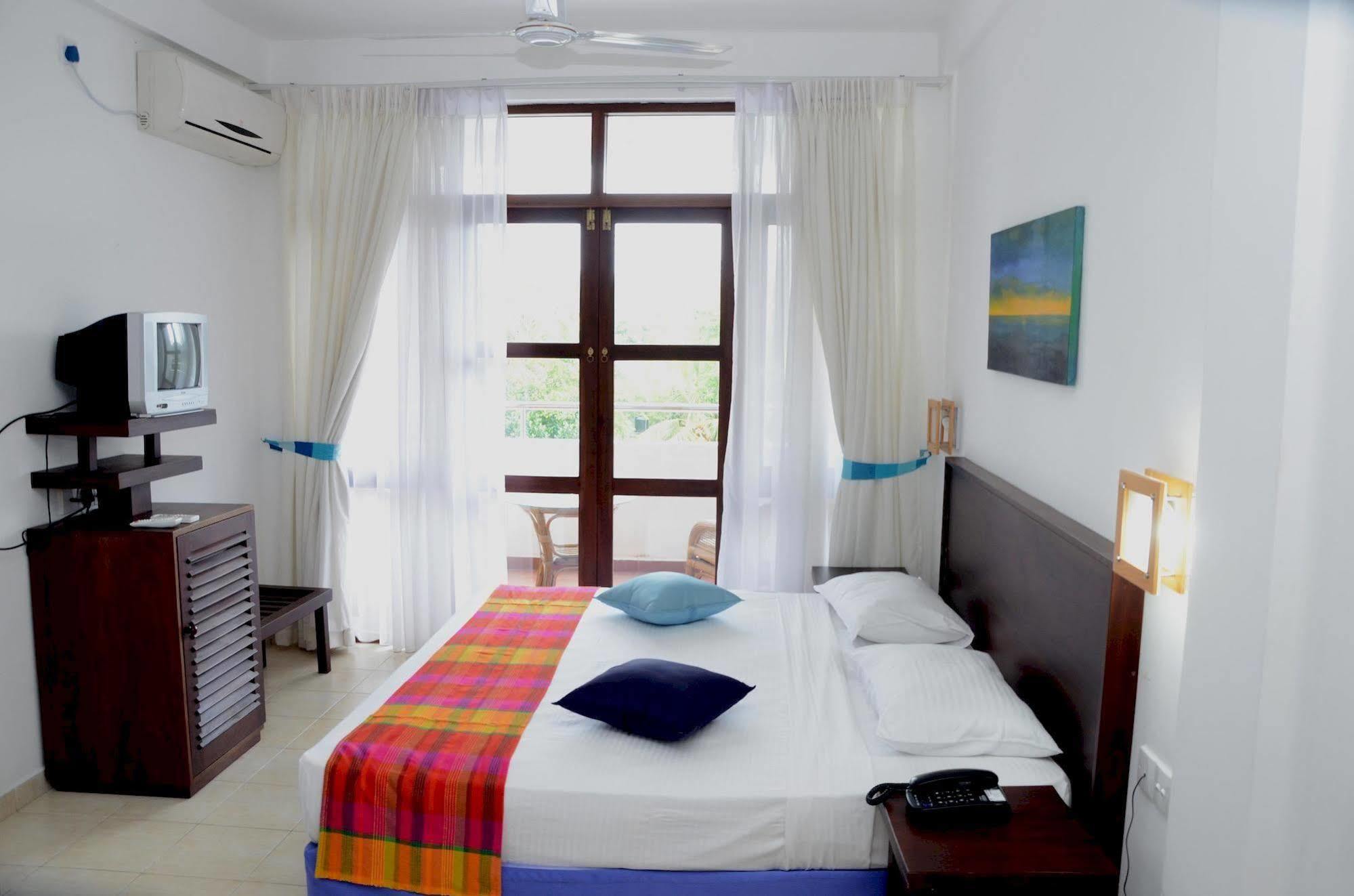 Lavendish Beach Resort Unawatuna Luaran gambar