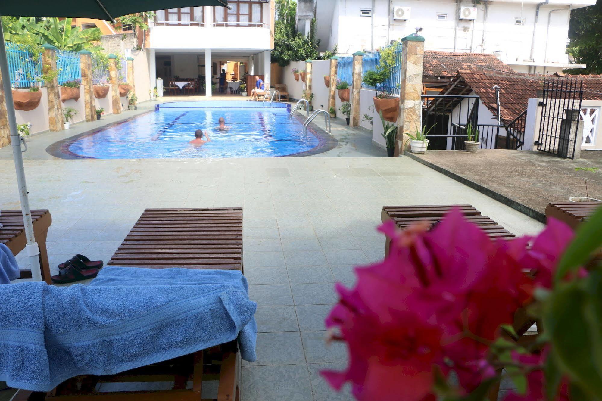 Lavendish Beach Resort Unawatuna Luaran gambar