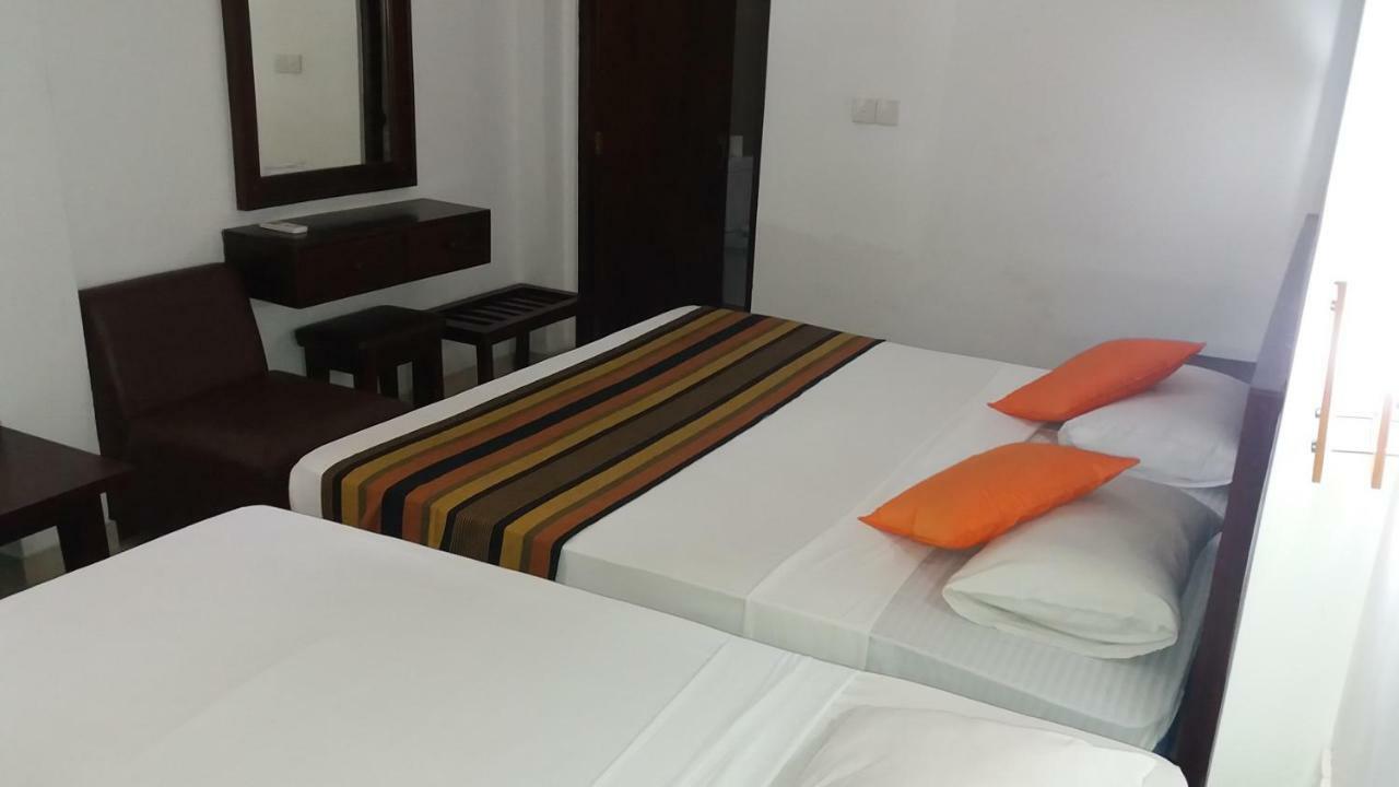 Lavendish Beach Resort Unawatuna Luaran gambar