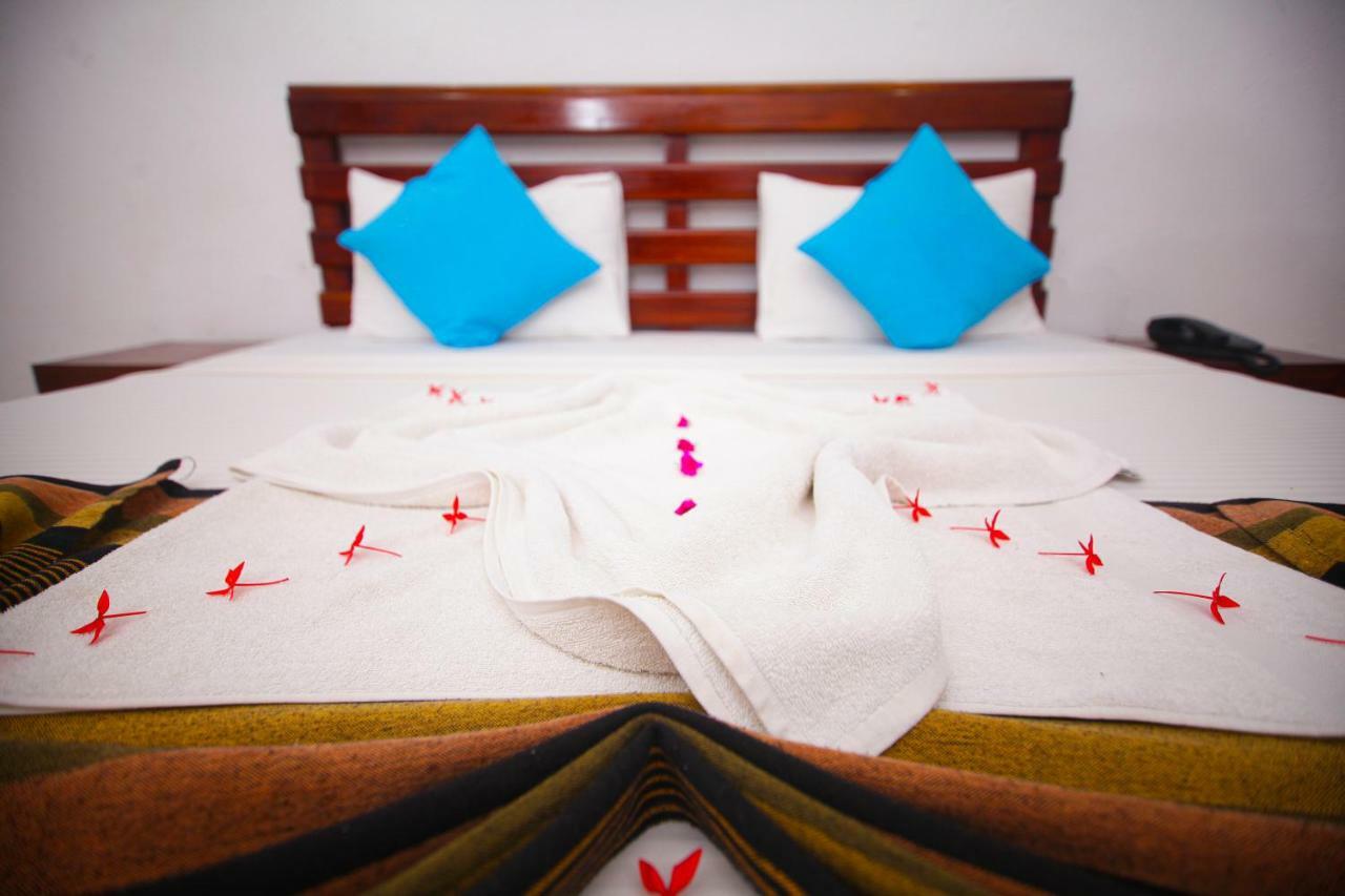 Lavendish Beach Resort Unawatuna Luaran gambar